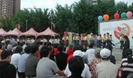 热烈的邻居在线观看,在线共赏热烈时刻